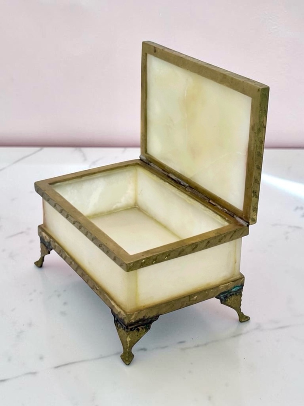 Vintage Onyx Jewelry Trinket Box Brass Hinged Footed Marble Hollywood Regency 6”